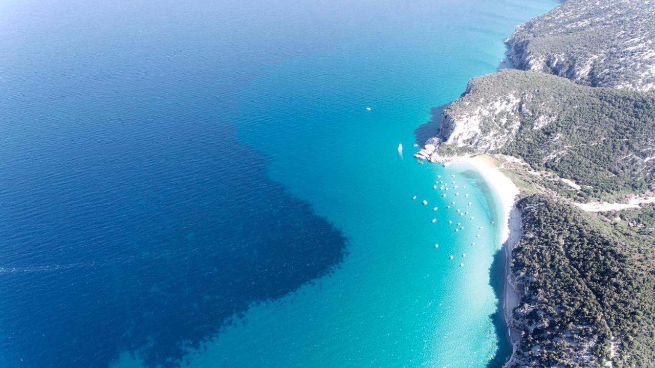 Casa Vacanza Gelsomino Cala Gonone Exteriör bild