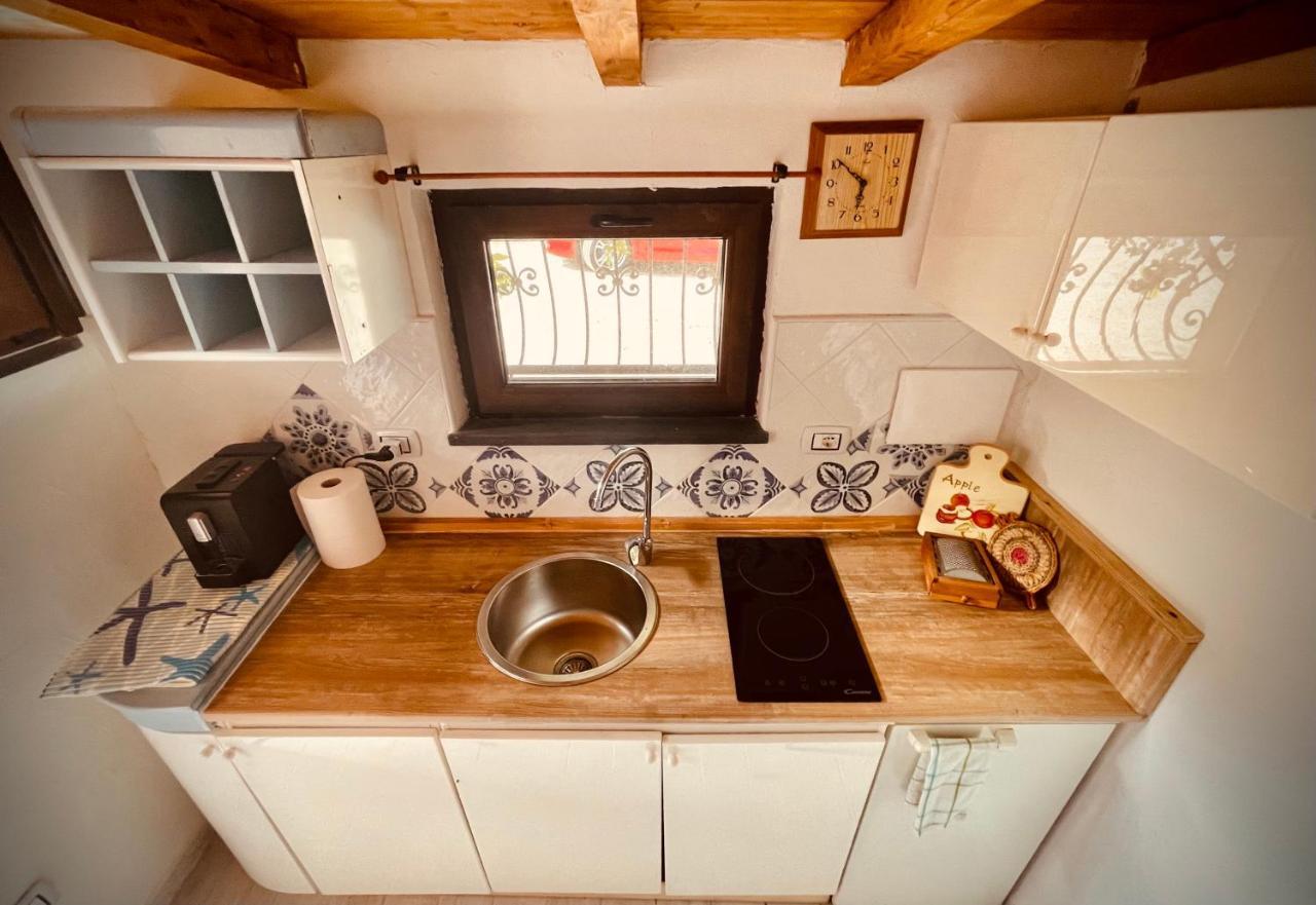 Casa Vacanza Gelsomino Cala Gonone Exteriör bild