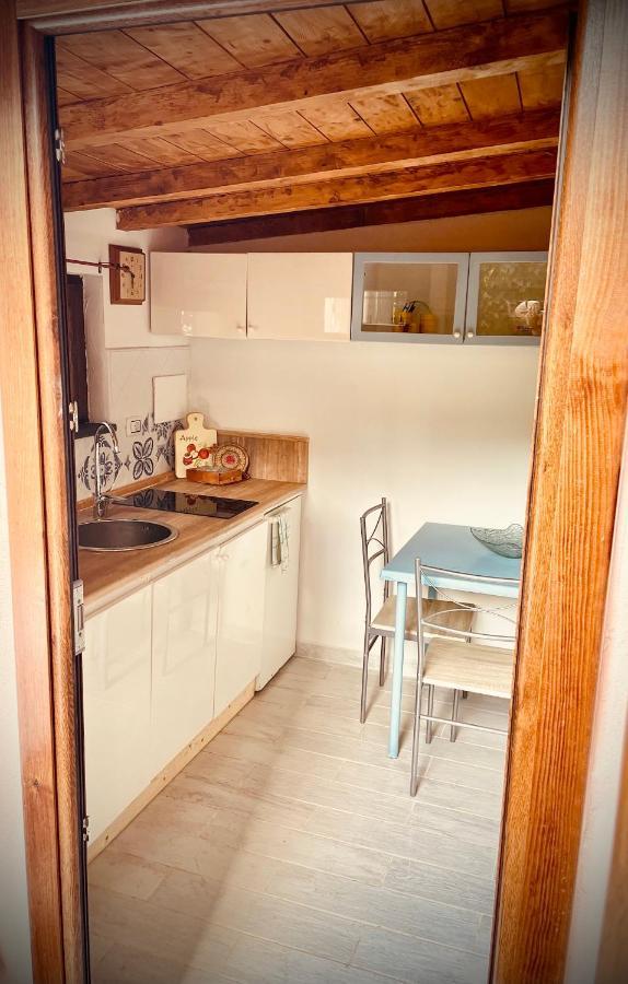 Casa Vacanza Gelsomino Cala Gonone Exteriör bild