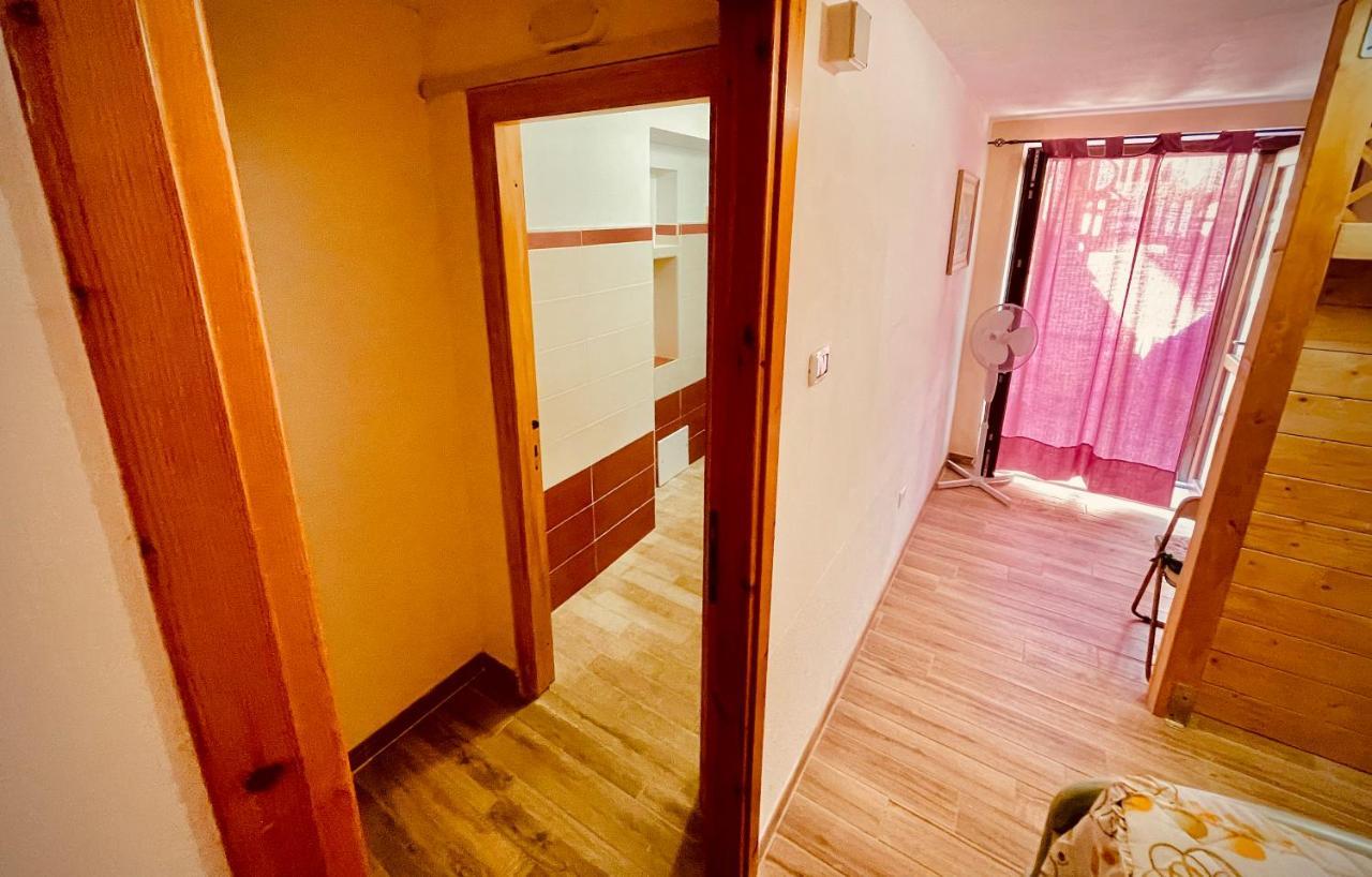 Casa Vacanza Gelsomino Cala Gonone Exteriör bild